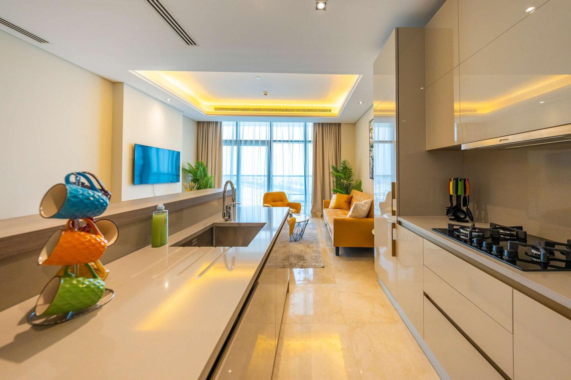 Spacious Beachfront 2 Bedroom Apartment - The 8 دبي المظهر الخارجي الصورة