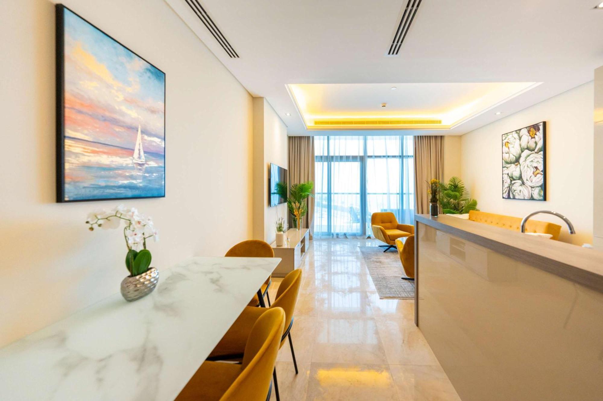 Spacious Beachfront 2 Bedroom Apartment - The 8 دبي المظهر الخارجي الصورة